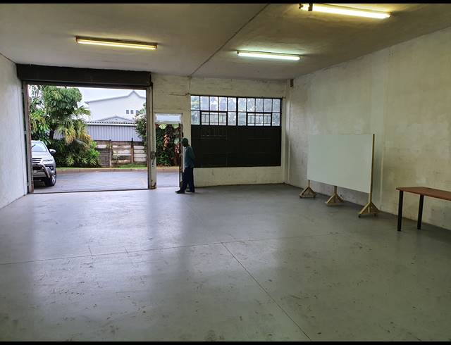 172M² STORAGE UNIT TO LET IN GLEN ANIL
